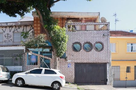 Casa à venda com 140m², 3 quartos e 1 vagaFachada + plaquinha