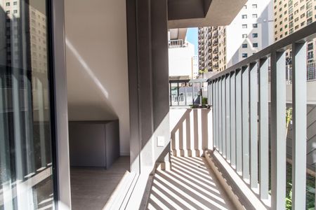 Varanda de apartamento à venda com 1 quarto, 51m² em Alphaville Industrial, Barueri