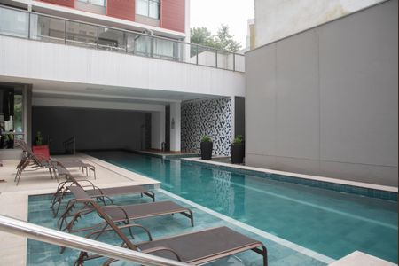Apartamento à venda com 41m², 1 quarto e sem vaga Apartamento à venda com 41m², 1 quarto e sem vagaÁrea comum - Piscina