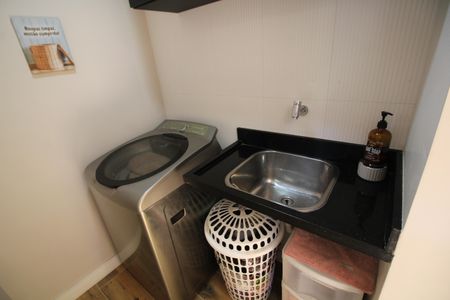 Casa de condomínio à venda com 142m², 4 quartos e 2 vagasÁrea de Serviço