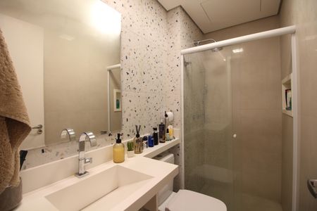 Casa de condomínio à venda com 142m², 4 quartos e 2 vagasBanheiro Social