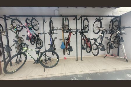 Apartamento para alugar com 50m², 2 quartos e 1 vaga Apartamento para alugar com 50m², 2 quartos e 1 vagaÁrea Comum Bicicletario
