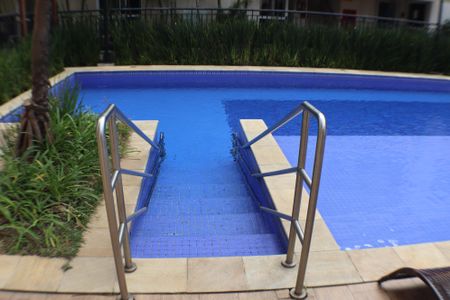 Apartamento para alugar com 51m², 2 quartos e 1 vagaÁrea comum - Piscina