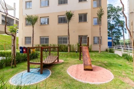 Apartamento para alugar com 37m², 2 quartos e 1 vaga Apartamento para alugar com 37m², 2 quartos e 1 vagaÁrea comum - Playground