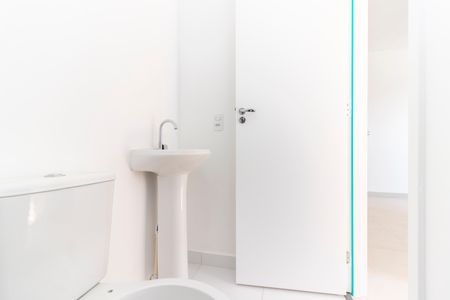 Apartamento para alugar com 37m², 2 quartos e 1 vaga Apartamento para alugar com 37m², 2 quartos e 1 vagaBanheiro