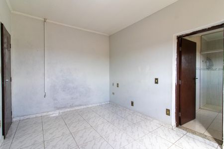 Casa à venda com 234m², 3 quartos e 3 vagas Casa à venda com 234m², 3 quartos e 3 vagasQuarto 2