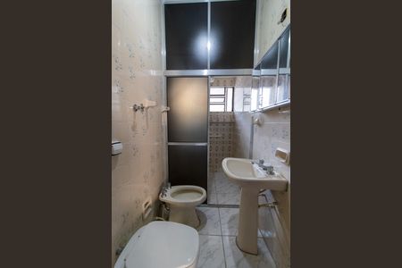 Casa à venda com 234m², 3 quartos e 3 vagas Casa à venda com 234m², 3 quartos e 3 vagasBanheiro do Quarto 3