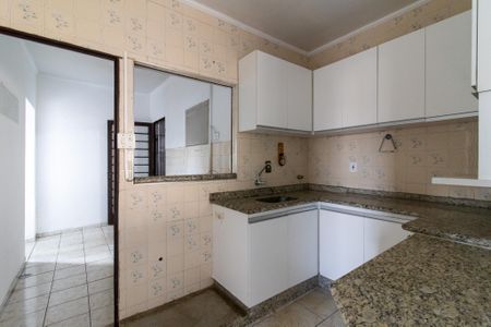 Casa à venda com 234m², 3 quartos e 3 vagas Casa à venda com 234m², 3 quartos e 3 vagasCozinha