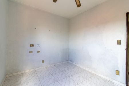 Casa à venda com 234m², 3 quartos e 3 vagas Casa à venda com 234m², 3 quartos e 3 vagasQuarto 3