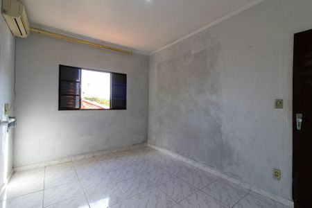 Casa à venda com 234m², 3 quartos e 3 vagas Casa à venda com 234m², 3 quartos e 3 vagasQuarto 2