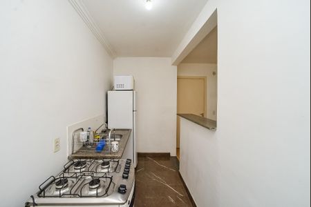 Apartamento à venda com 48m², 2 quartos e 1 vaga Apartamento à venda com 48m², 2 quartos e 1 vagaCozinha e Área de Serviço