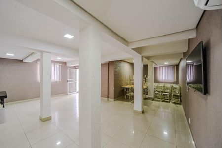 Apartamento à venda com 48m², 2 quartos e 1 vaga Apartamento à venda com 48m², 2 quartos e 1 vagaÁrea comum - Salão de festas