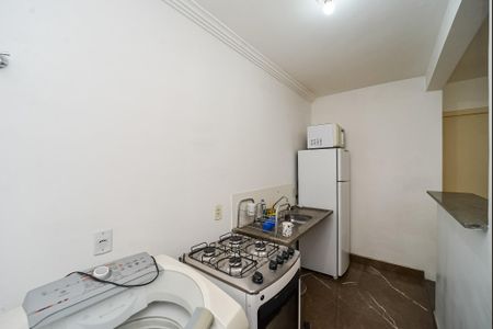 Apartamento à venda com 48m², 2 quartos e 1 vaga Apartamento à venda com 48m², 2 quartos e 1 vagaCozinha e Área de Serviço