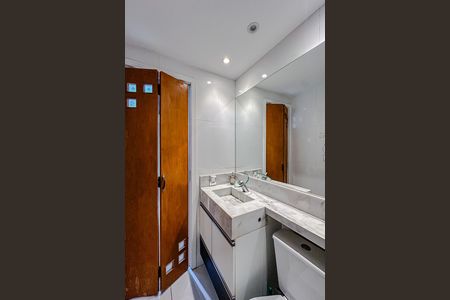 Apartamento à venda com 32m², 1 quarto e sem vagaBanheiro