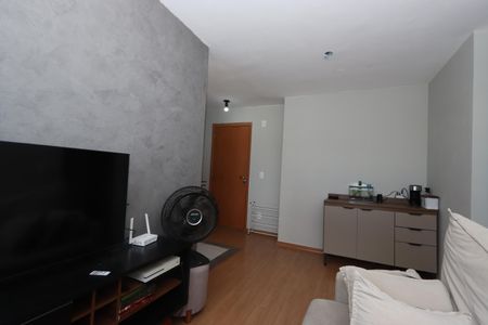 Sala de apartamento para alugar com 2 quartos, 43m² em Cidade São Mateus, São Paulo