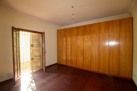 Casa para alugar com 960m², 4 quartos e 10 vagasSuíte 1