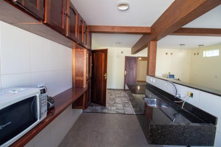 Casa para alugar com 960m², 4 quartos e 10 vagasSótão