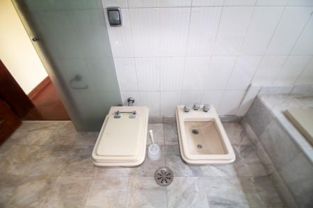 Casa para alugar com 960m², 4 quartos e 10 vagasBanheiro da Suíte 3