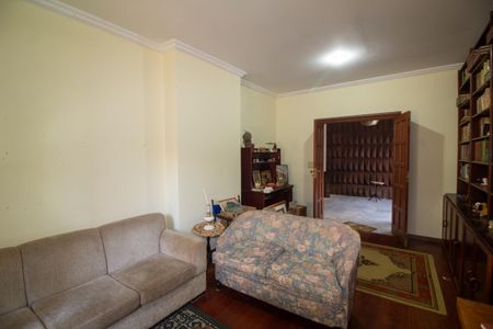 Casa para alugar com 960m², 4 quartos e 10 vagasEscritório