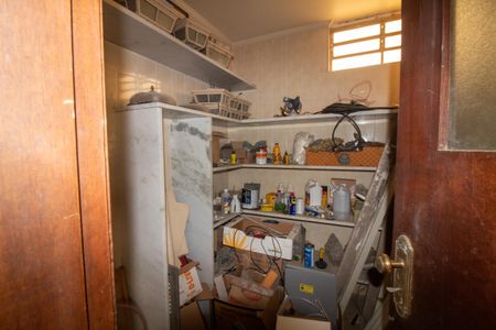 Casa para alugar com 960m², 4 quartos e 10 vagasCozinha - Dispensa