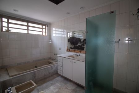 Casa para alugar com 960m², 4 quartos e 10 vagasBanheiro da Suíte 3