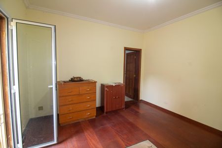 Casa para alugar com 960m², 4 quartos e 10 vagasSuíte 3