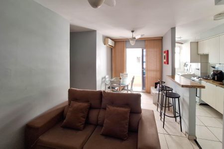 Sala de apartamento à venda com 3 quartos, 70m² em Barreto, Niterói