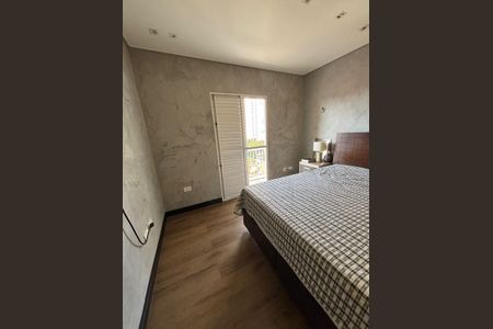 Casa à venda com 240m², 3 quartos e 3 vagas Casa à venda com 240m², 3 quartos e 3 vagasQuarto 3