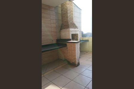 Casa à venda com 240m², 3 quartos e 3 vagas Casa à venda com 240m², 3 quartos e 3 vagasChurrasqueira