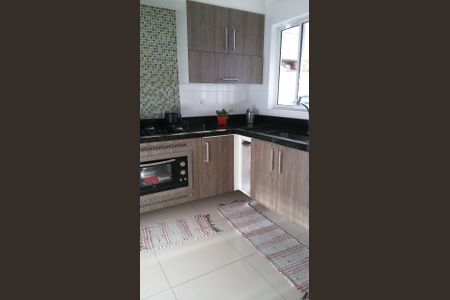 Casa à venda com 240m², 3 quartos e 3 vagas Casa à venda com 240m², 3 quartos e 3 vagasCozinha