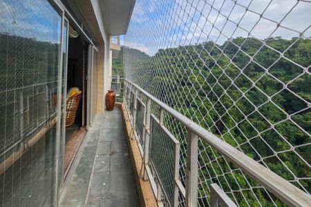 Apartamento para alugar com 160m², 3 quartos e 3 vagasVaranda