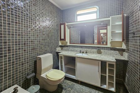 Apartamento para alugar com 160m², 3 quartos e 3 vagasBanheiro da Suíte 1