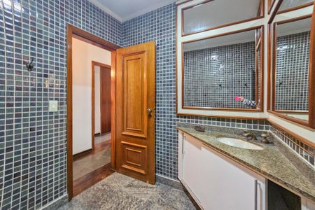 Apartamento para alugar com 160m², 3 quartos e 3 vagasBanheiro Social