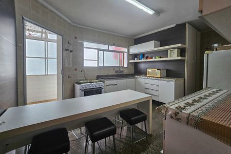Apartamento para alugar com 160m², 3 quartos e 3 vagasCozinha