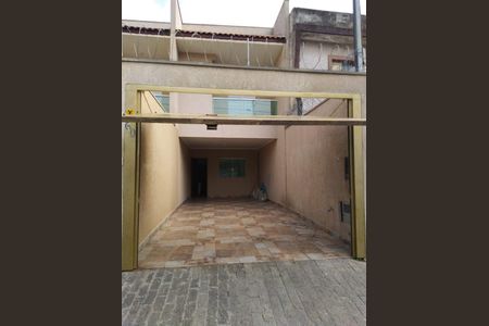 Casa à venda com 113m², 3 quartos e 3 vagas Casa à venda com 113m², 3 quartos e 3 vagasFoto 02