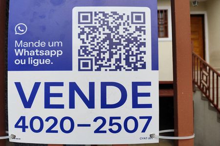 Casa à venda com 180m², 3 quartos e 4 vagasPlaca