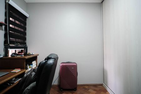 Casa à venda com 180m², 3 quartos e 4 vagasQuarto 2