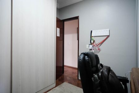 Casa à venda com 180m², 3 quartos e 4 vagasQuarto 2