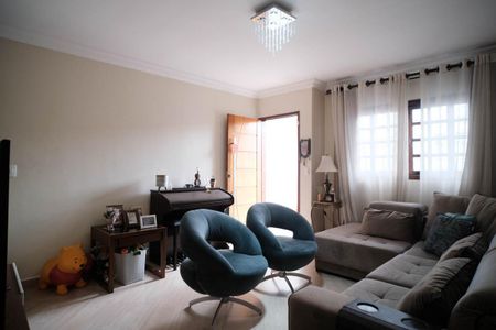 Casa à venda com 180m², 3 quartos e 4 vagasSala