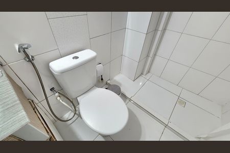 Studio para alugar com 39m², 1 quarto e 1 vaga Studio para alugar com 39m², 1 quarto e 1 vagaBanheiro