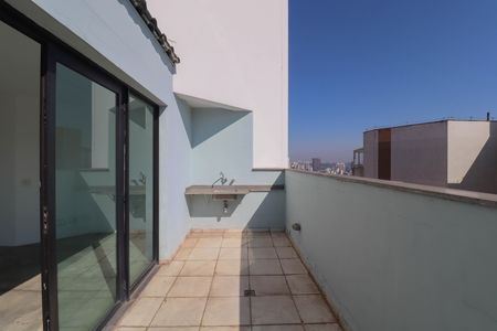 Apartamento à venda com 103m², 1 quarto e 2 vagas Apartamento à venda com 103m², 1 quarto e 2 vagasTerraço