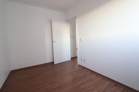 Apartamento à venda com 66m², 2 quartos e 1 vagaQuarto 02