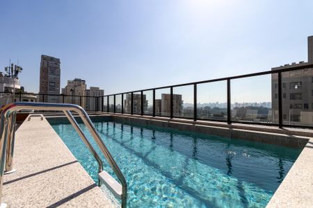 Studio à venda com 20m², 1 quarto e sem vagaÁrea comum - Piscina