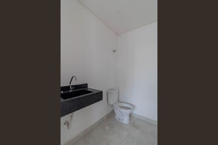 Casa à venda com 80m², 2 quartos e 2 vagasLavabo