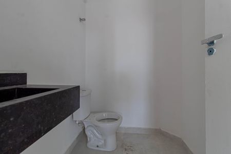 Casa à venda com 80m², 2 quartos e 2 vagasLavabo