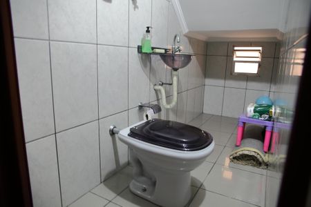 Casa à venda com 200m², 3 quartos e 2 vagasLavabo