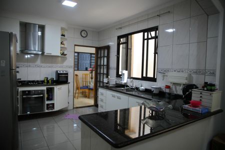 Casa à venda com 200m², 3 quartos e 2 vagasCozinha