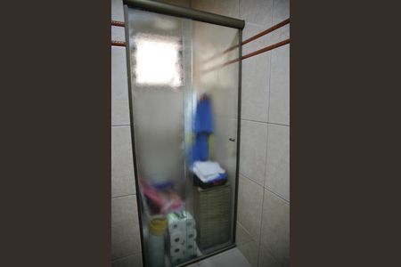 Casa à venda com 200m², 3 quartos e 2 vagasBanheiro