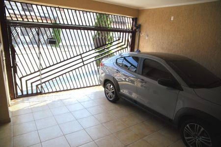 Casa à venda com 200m², 3 quartos e 2 vagasGaragem