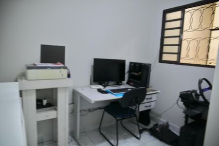 Casa à venda com 200m², 3 quartos e 2 vagasQuarto de Serviço